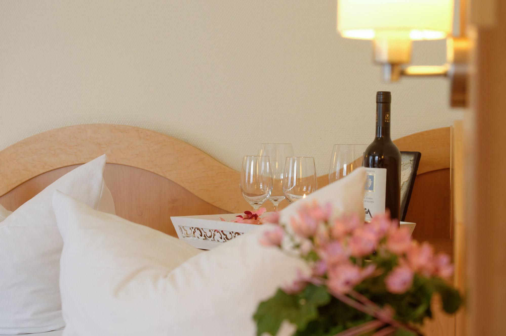 Hotel Restaurant Talblick Bad Ditzenbach Bagian luar foto
