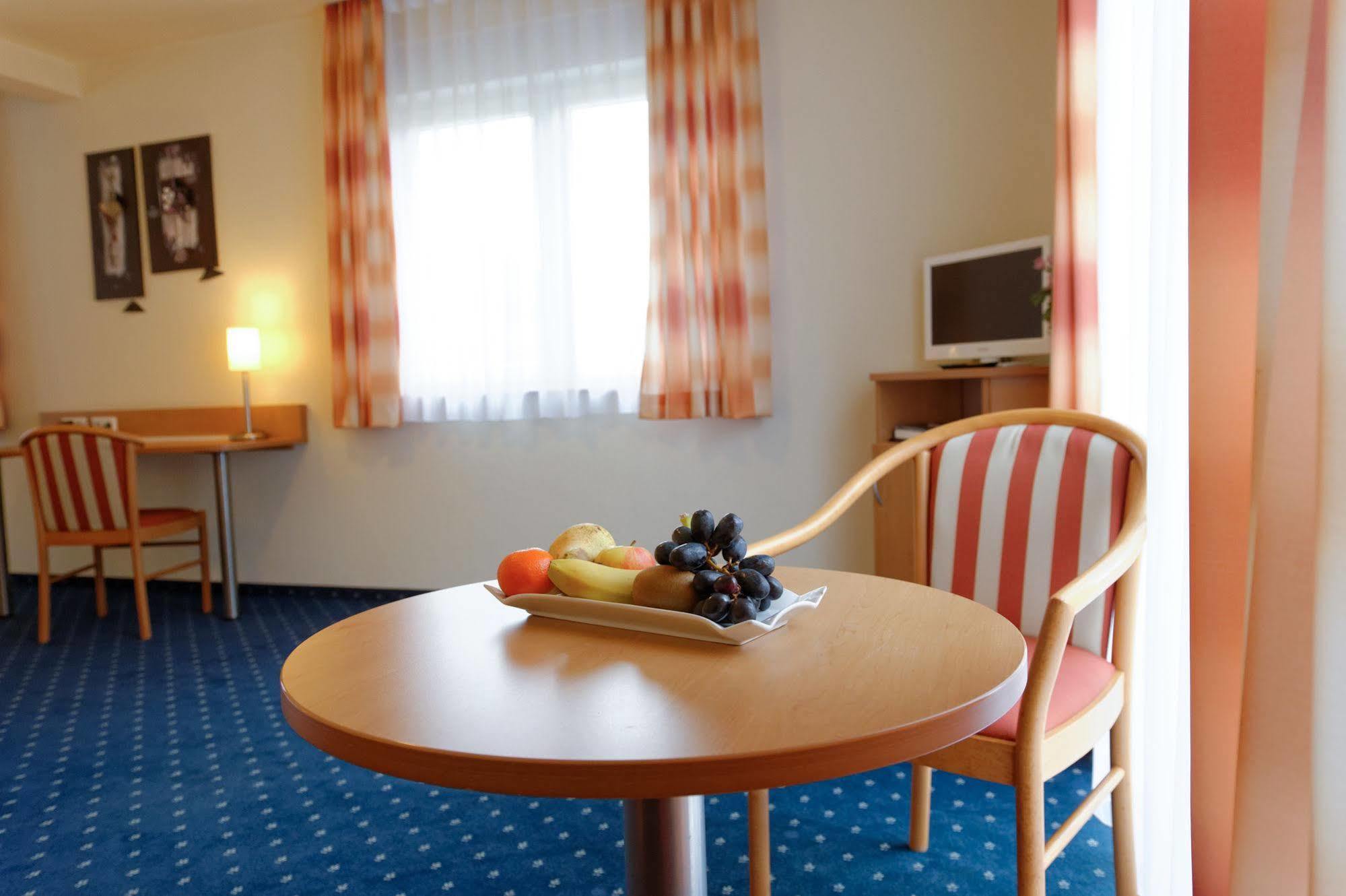 Hotel Restaurant Talblick Bad Ditzenbach Bagian luar foto