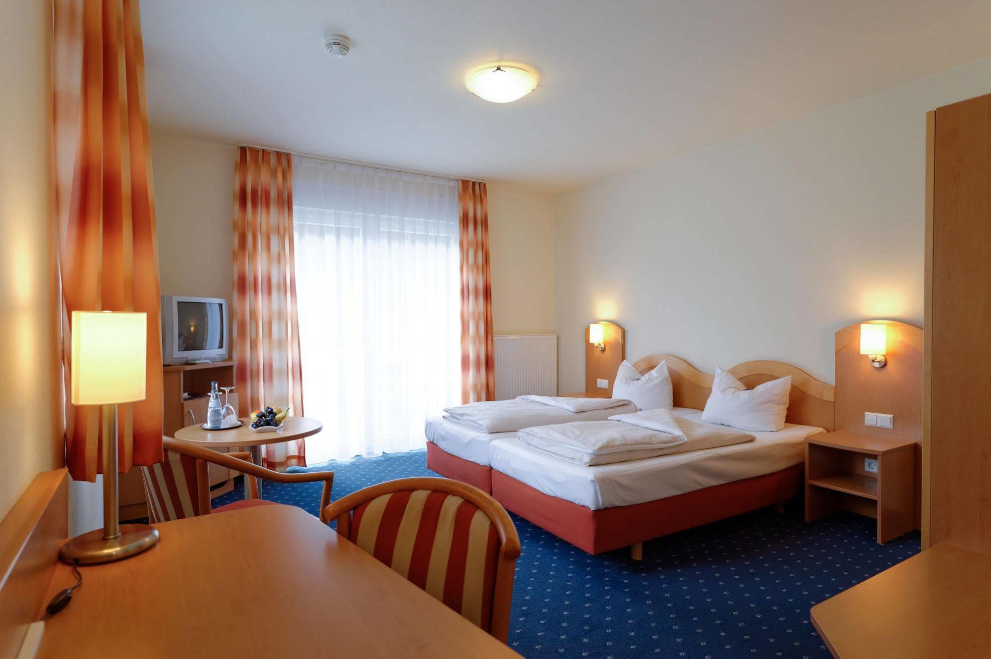 Hotel Restaurant Talblick Bad Ditzenbach Bagian luar foto